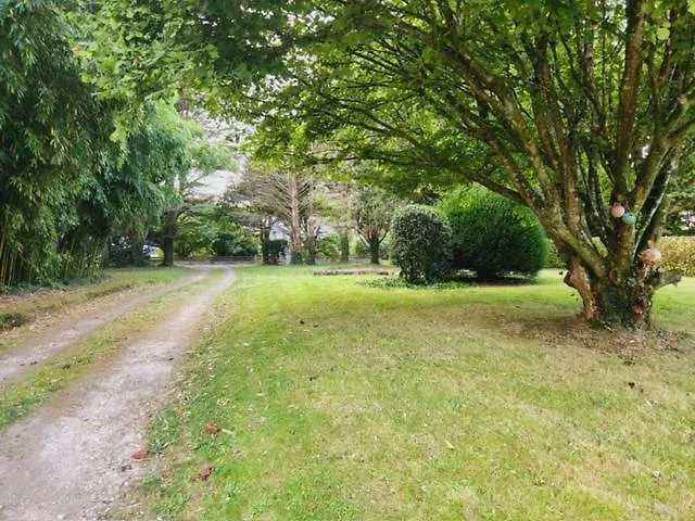 Jolie Maison De Vacances Avec Une Vue Magnifique Sur Le Jardin Combrit Semesterbostad